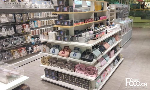 潮趣集結(jié)，名堂小鎮(zhèn)潮品店加盟廣告設(shè)計(jì)方案